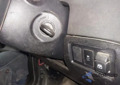 2013 Toyota Tundra Platinum 5.7L V8 z USA, uszkodzony, nr VIN 5TFHW5F12DX289443